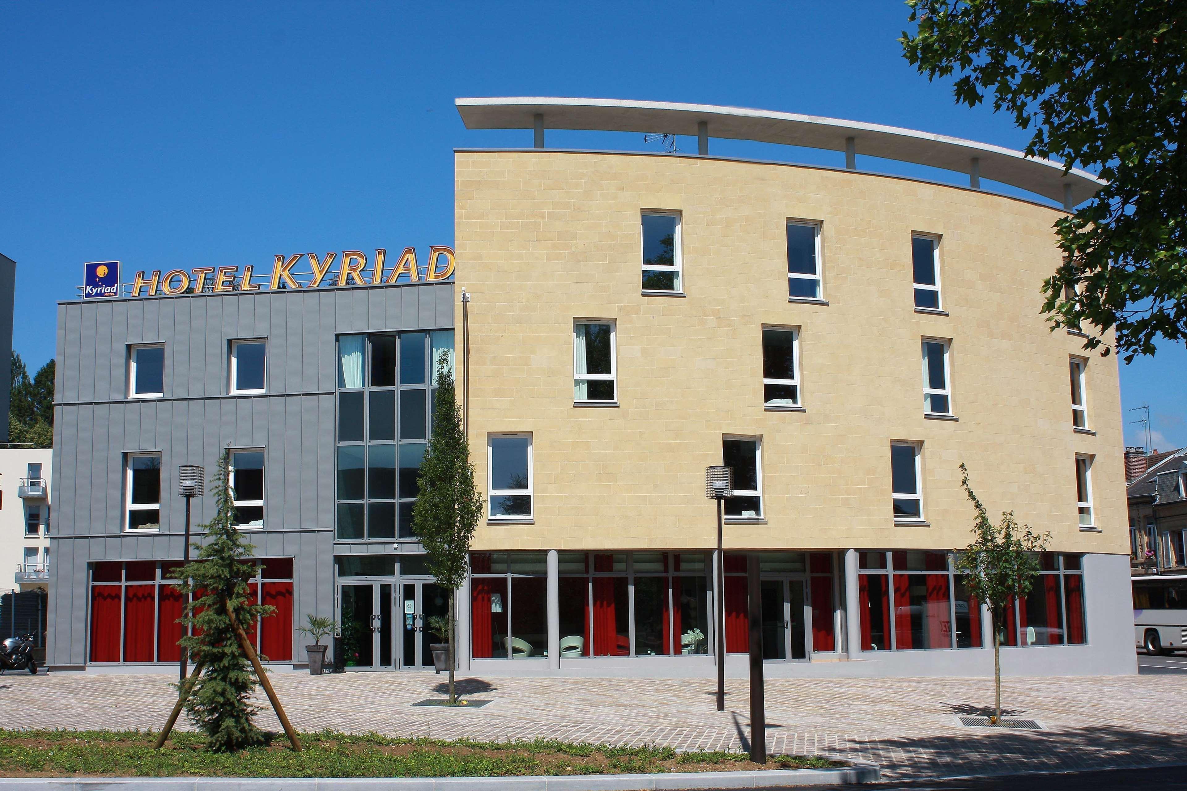 Kyriad Charleville Mezieres Esterno foto